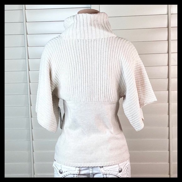 BCBG Paris Turtle Neck Sweater Heather Oatmeal - Picture 4 of 8